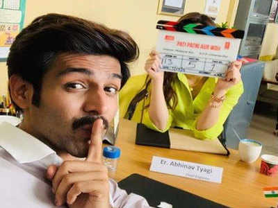 पति पत्नी और वो के सेट्स पर Kartik Aaryan से मिलने पहुंचा कोई खास, आप पहचान पाए?