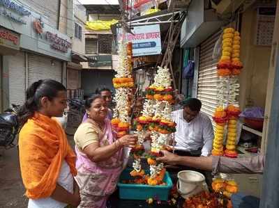 उत्सवकाळात फुलांच्या दरात वाढ