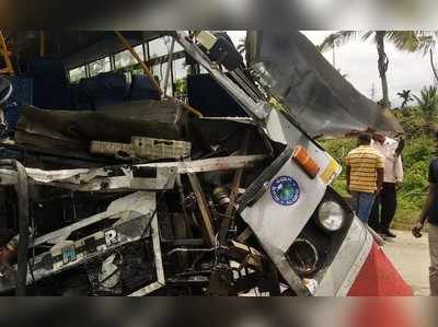 ಚಿಕ್ಕಮಗಳೂರು ಬಳಿ ಭೀಕರ ಅಪಘಾತ: KSRTC ಬಸ್ ಚಾಲಕ ಸಾವು, 30 ಜನಕ್ಕೆ ಗಾಯ