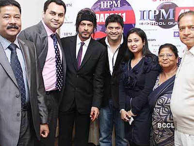 आईआईपीएम के खिलाफ सीबीआई जांच की मांग, शाहरुख खान को हाई कोर्ट ने दिए निर्देश