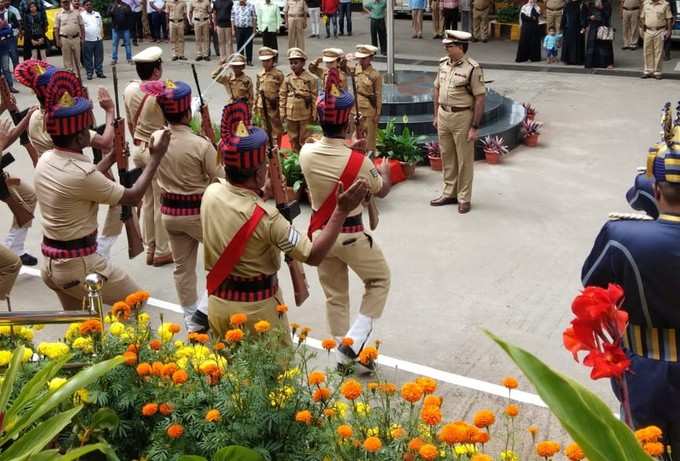 ಆರೋಗ್ಯ ಸಮಸ್ಯೆ ಎದುರಿಸುತ್ತಿರುವ ಮಕ್ಕಳ ಪೊಲೀಸ್ ಕನಸು ನೆರವೇರಿಸಿದ ಖಾಕಿ ಪಡೆ!