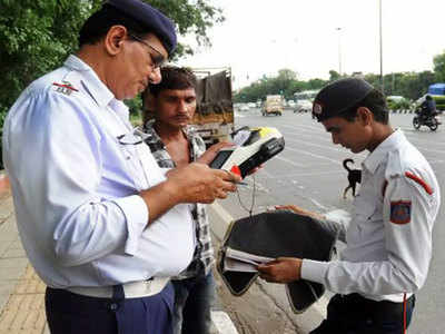 गुजरात के बाद कम्पाउंडिंग चालान में कमी पर दिल्ली सरकार भी कर रही विचार, ले रही है एक्सपर्ट्स की राय