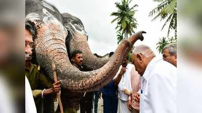 ಶೃಂಗೇರಿಗೆ ಸಿಎಂ ಯಡಿಯೂರಪ್ಪ: ಗೌರಿಗದ್ದೆ ದತ್ತಾಶ್ರಮದಲ್ಲಿ ಹೋಮ ಹವನ