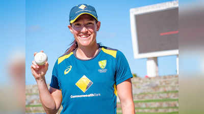 ऑस्ट्रेलिया की मेगन स्कट दो हैट-ट्रिक लेने वाली पहली महिला क्रिकेटर बनीं