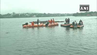 ഭോപ്പാലിൽ ഗണപതി വിഗ്രഹം നിമഞ്ജനം ചെയ്യുന്നതിനിടെ ബോട്ട് മറിഞ്ഞ് 11 മരണം