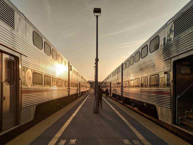 Google Maps Track bus or Train