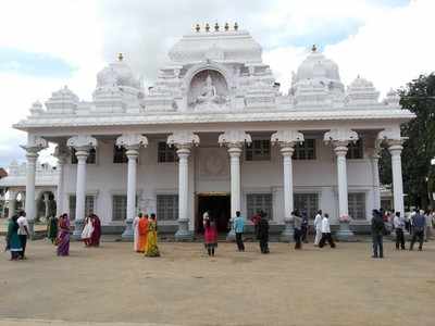 ಕೈವಾರದ ಕೈಲಾಸಗಿರಿವಾಸ ಗೌರೀಶ ಈಶ