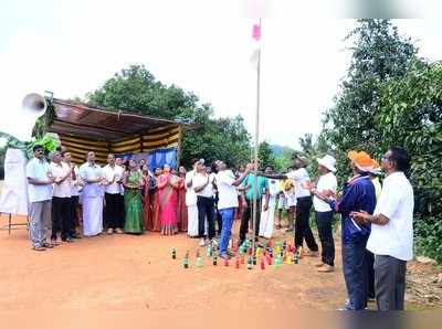 ಗಣ್ಯರ ಆದರ್ಶ ಪಾಲನೆಯಿಂದ ಜೀವನ ಉಜ್ವಲ