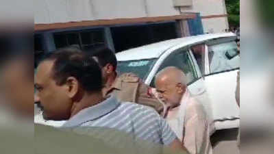 यौन शोषण केस: शाहजहांपुर से अरेस्ट हुए स्वामी चिन्मयानंद, 14 दिन की न्यायिक हिरासत