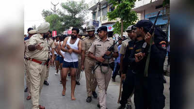 बहरोड़: राजस्थान पुलिस ने 13 आरोपियों की अंडरवेअर-बनियान में निकाली परेड