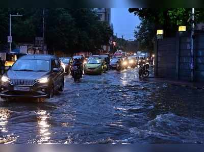 భాగ్యనగరాన్ని వదలని వాన.. మళ్లీ కుండపోత, ప్రజల్లో వణుకు