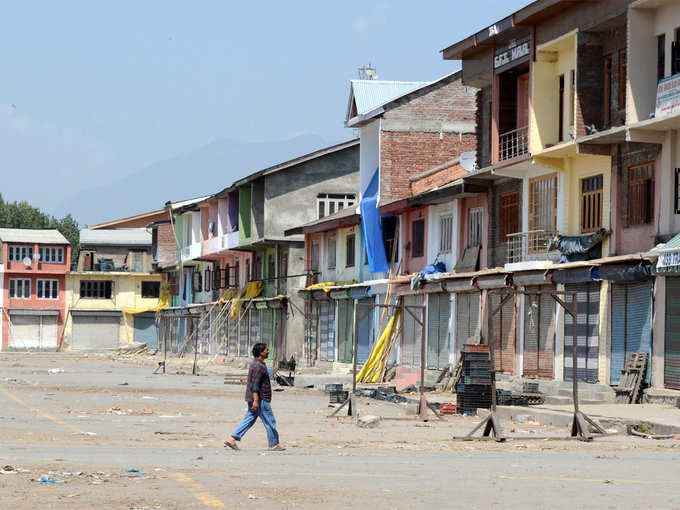बंद रहे कश्मीर के मुख्य बाजार