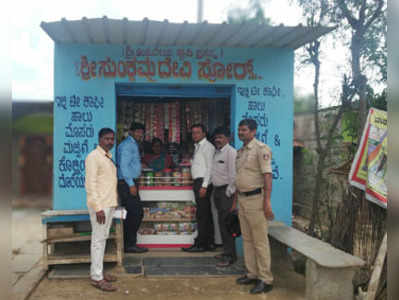 ಅಂಗಡಿಗಳ ಮೇಲೆ ದಾಳಿ, ದಂಡ ವಸೂಲಿ