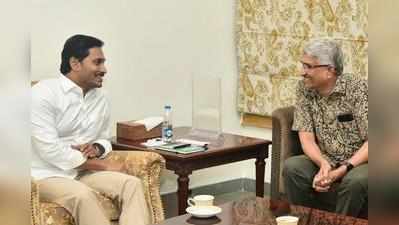 YS Jagan జీతం ఒక్క రూపాయి.. మరి దేవులపల్లి అమర్‌కి దక్కేదెంతో తెలుసా?