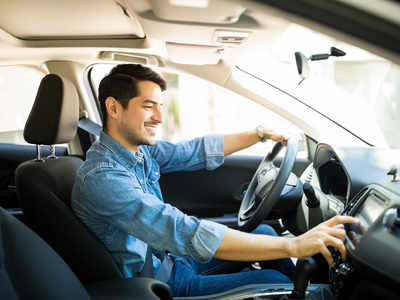 Driving Tips: പുതുതായി ഡ്രൈവിംഗ് പഠിക്കുന്നവർ ശ്രദ്ധിക്കേണ്ട 10 കാര്യങ്ങൾ