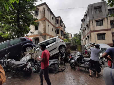 पूरग्रस्तांना मदत; निवडणूक आयोगाची मान्यता