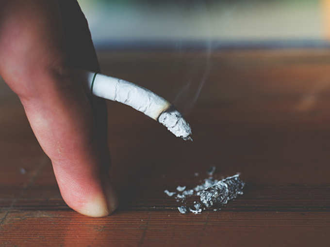 ​सिगरेट पीने से पीनिस पर प्रभाव नहीं पड़ता