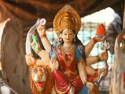 Navratri Importance: വൈവിധ്യങ്ങളുടെ നവരാത്രി കാലം; നവദുര്‍ഗ്ഗകളെ ആരാധിച്ചാൽ ഫലങ്ങൾ ഏറെ!