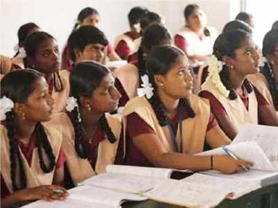 TN Quarterly Exam: காலாண்டு விடுமுறை முடிந்து பள்ளிகள் திறப்பு! புத்தங்களை இன்றே வழங்க உத்தரவு!!