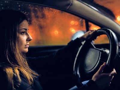 Driving at Night: രാത്രിയിൽ ഡ്രൈവ് ചെയ്യുന്നവരാണോ? ഈ 7 കാര്യങ്ങൾ നിർബന്ധമായും ശ്രദ്ധിക്കുക