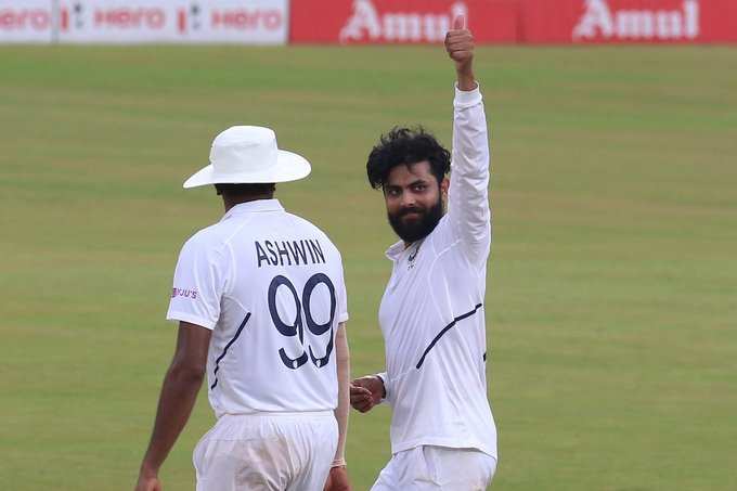 Ravindra Jadeja1