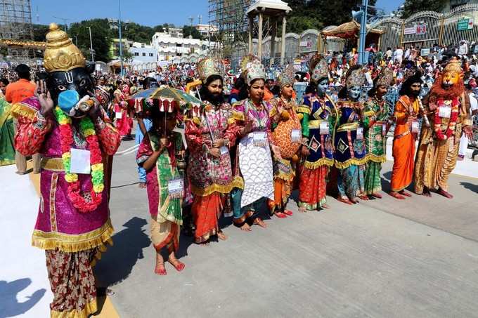 ಬ್ರಹ್ಮೋತ್ಸವದಲ್ಲಿ ದಶಾವತಾರಿಗಳು