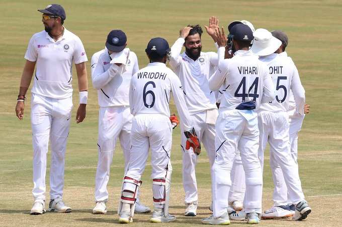 Ravindra  Jadeja