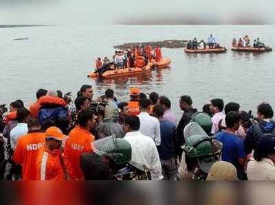 Godavari Boat Accident: ‘ఎస్సైపై ఒత్తిడి తెచ్చిందెవరు? నిజాలు బయటపెట్టాడని వేధింపులా?’