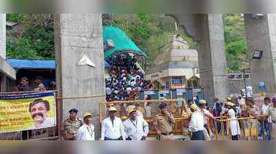 अष्टमीला फुलला गाभारा