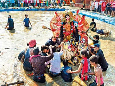 दुर्गा पूजा: दिल्ली में पहली बार यमुना में नहीं हुआ कोई मूर्ति विसर्जन