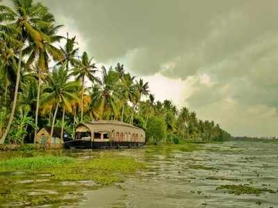 കരിമീനിന്റെ രുചിയറിഞ്ഞ് കായലില്‍ കറങ്ങി കുമരകം ആസ്വദിക്കാം