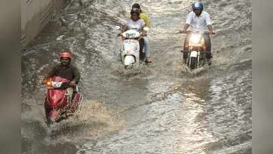 భాగ్యనగరంలో కుండపోత.. రాష్ట్రంలో పిడుగుల వాన