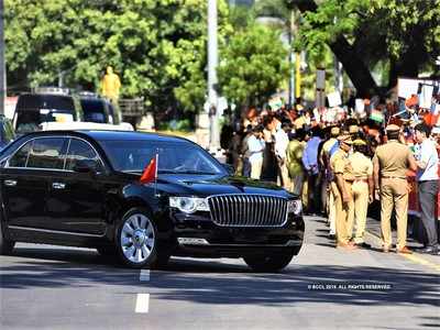 PM Modi-Xi Jinping Meet: ഏതാണ് ഷി ചിന്‍പിങ് വന്നിറങ്ങിയ ആ കറുത്ത അജ്ഞാത കാർ?