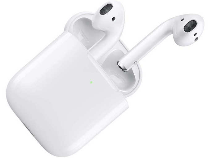 Apple AirPods with Wireless Charging Case