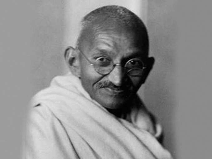 महात्मा गांधी पर अजीबोगरीब सवाल