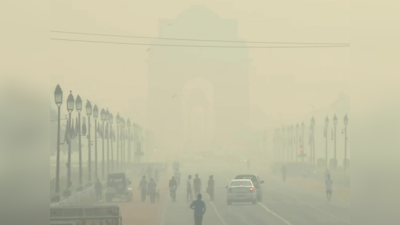 पहले दिन जमकर टूटे प्रदूषण रोकने के नियम, दिल्ली-एनसीआर की हवा बेहद खराब