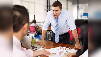 Boss Day: बॉस से हैं परेशान? इन तरीकों से बन जाएं उनके खास