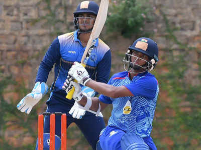 यशस्वी जायसवाल का रेकॉर्ड, बने लिस्ट-ए क्रिकेट में डबल सेंचुरी जड़ने वाले सबसे युवा बल्लेबाज