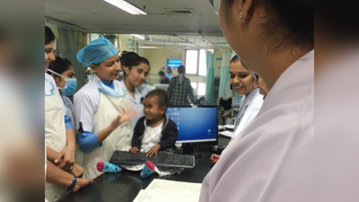 नन्ही सीता को मिला नया जीवन, एम्स से डिस्चार्ज करते वक्त डॉक्टर्स-नर्स भावुक