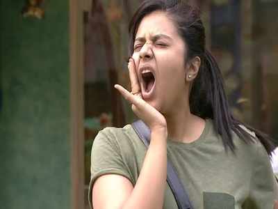 Sreemukhi: ఓటింగ్‌లో టాప్ లేపుతున్న ఆ ముగ్గురు.. శ్రీముఖి ఫ్యాన్స్ ఫుల్ ఖుషీ