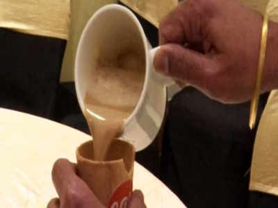 Edible cup : டீ குடித்து விட்டு கப்பையும் சேர்த்து சாப்பிடுங்க...! எதிர்கால பிளாஸ்டிக் ஆபத்தில் இருந்து தப்பிக்க கிடைத்தது வழி