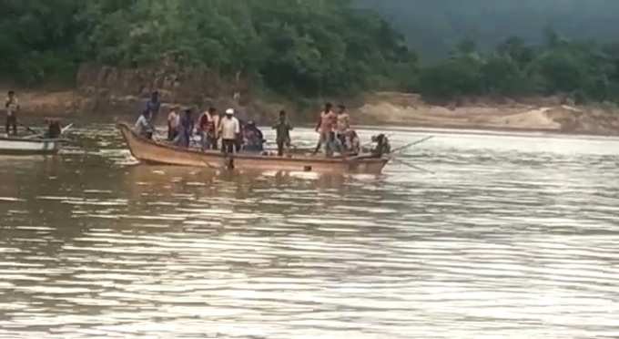 godavari boat recovery
