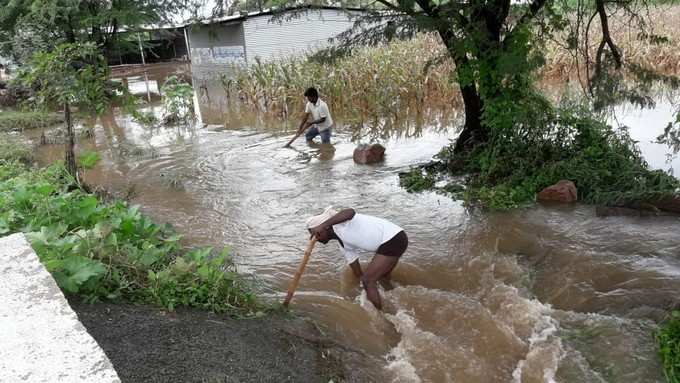 ಜಮೀನು ತುಂಬಾ ಜಲ