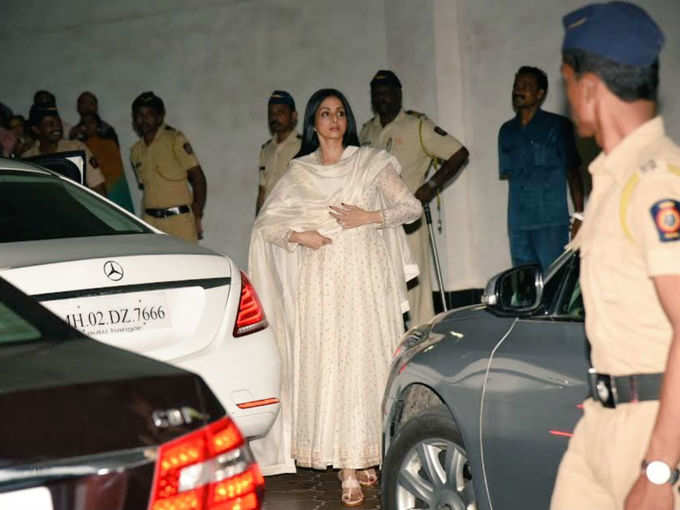 sridevi Mercedes Benz