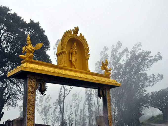 Hindu_Temple_Entrance