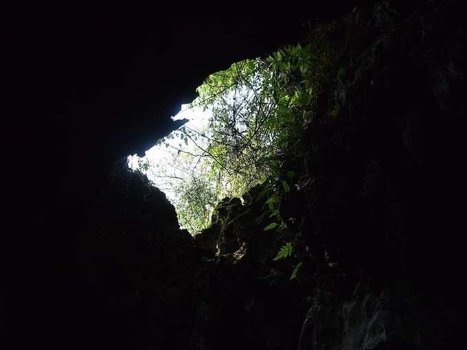 Mawsmai_Cave,_Meghalaya rain photos 4