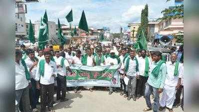 ಆರ್‌ಸಿಇಪಿ ಮುಕ್ತ ವ್ಯಾಪಾರ ಒಪ್ಪಂದ ವಿರೋಧಿಸಿ ರೈತರ ಪ್ರತಿಭಟನೆ