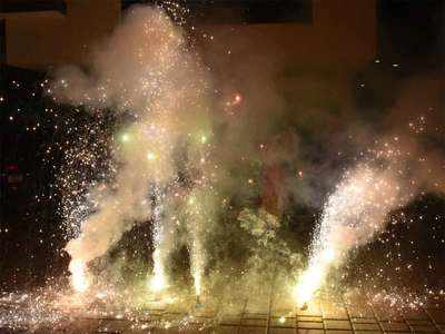 दिवाली पर अवैध पटाखे फोड़ने पर 166 गिरफ्तार, 371 मुकदमे