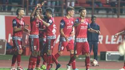 ISL 2019: ഒന്നിനെതിരെ മൂന്ന് ഗോളുകള്‍; ഹൈദരാബാദിനെ മുട്ടുകുത്തിച്ച് ജംഷഡ്പൂര്‍ ലീഗില്‍ ഒന്നാമത്