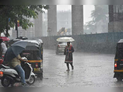 മഹാ ചുഴലിക്കാറ്റ്: മഴ കനക്കുന്നു, നാല് താലൂക്കുകൾക്ക് അവധി, എം ജി യൂണിവേഴ്സിറ്റി പരീക്ഷകൾ മാറ്റി